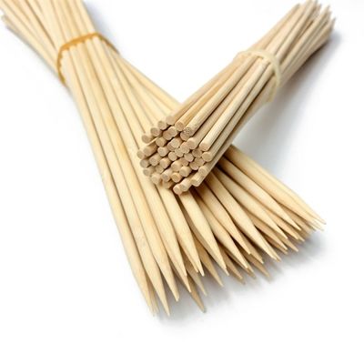 مختلف الأحجام المصنع مباشرة الطبيعية عالية الجودة شرائح اللحم المستخدمة مرة واحدة الخيزران شواء عصي العصي